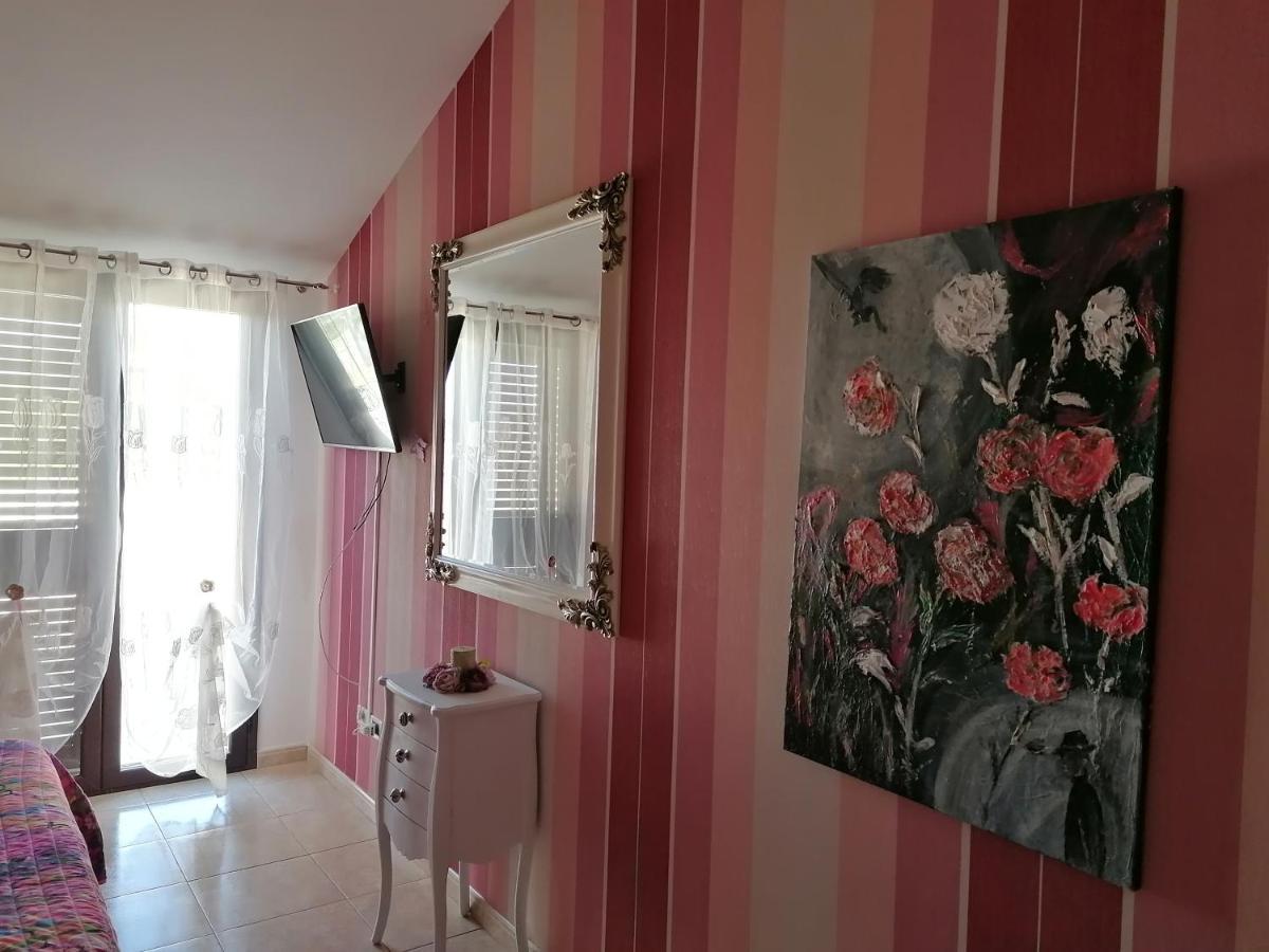 Gmb Villa Rosy Gela Buitenkant foto