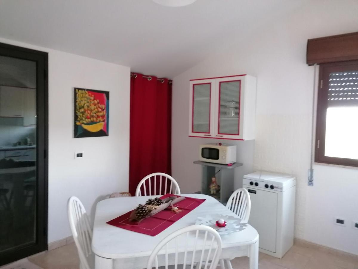 Gmb Villa Rosy Gela Buitenkant foto